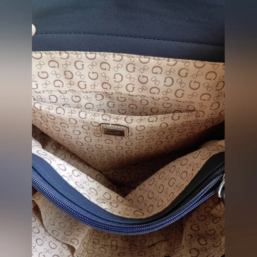 Guess Los Angeles Navy Blue Tote Bag - Picture 7 of 12